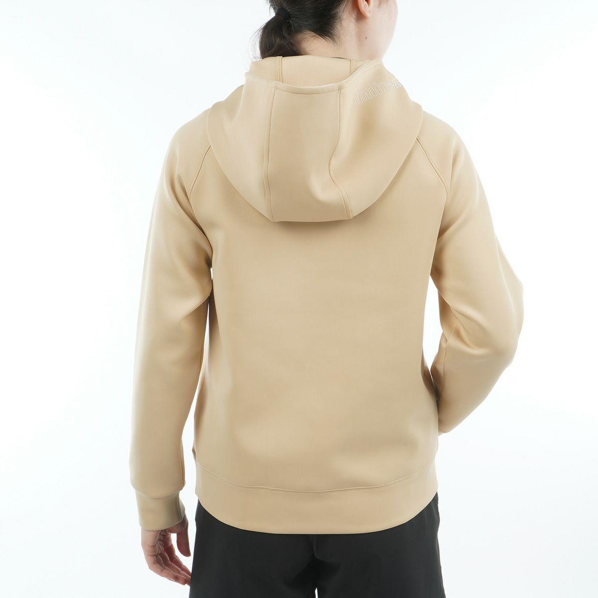 アドミラルゴルフ日本正規品のパーカー