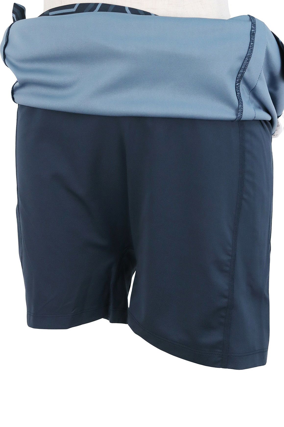 Jリンドバーグのスカート