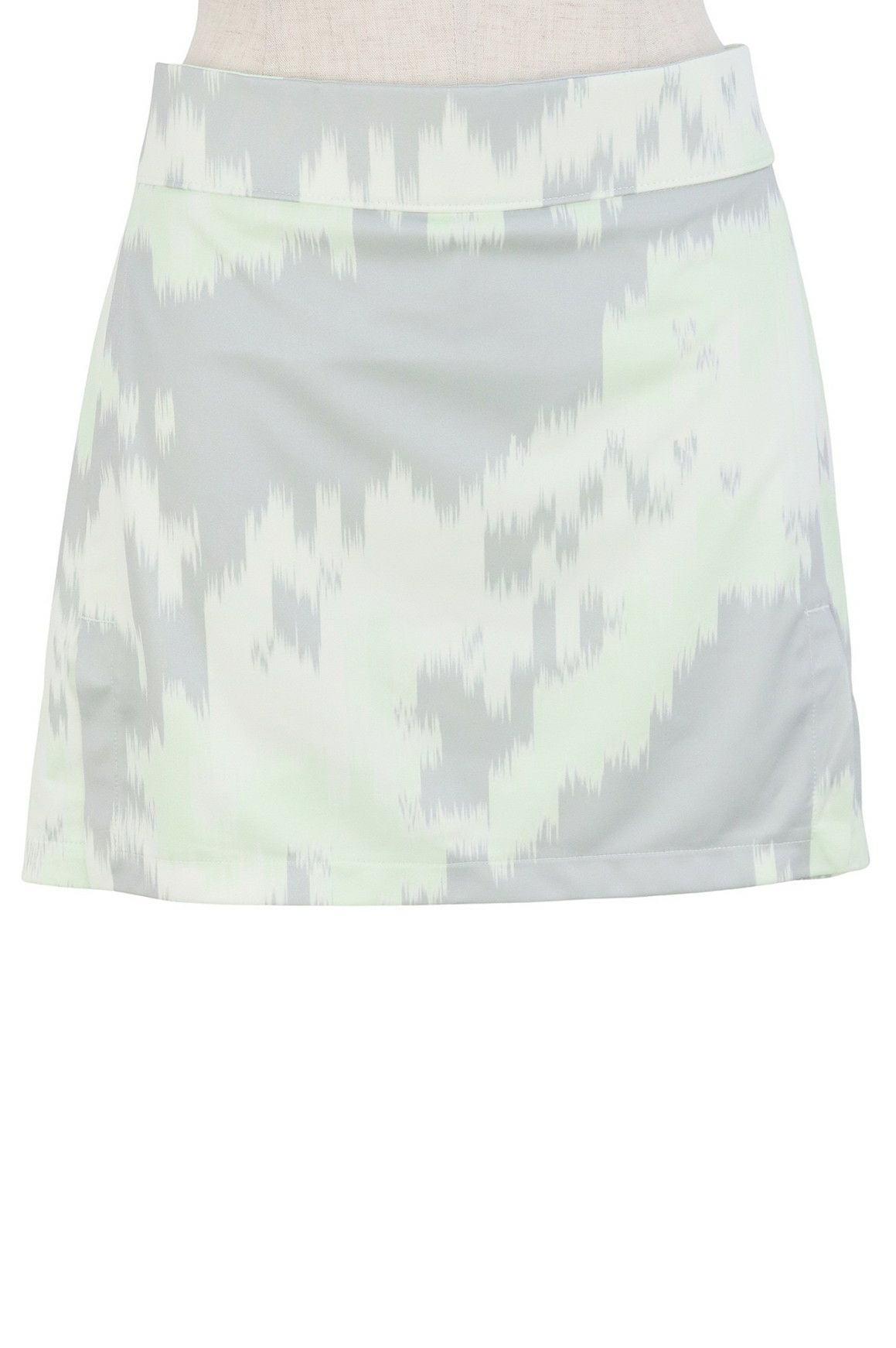 Jリンドバーグのスカート