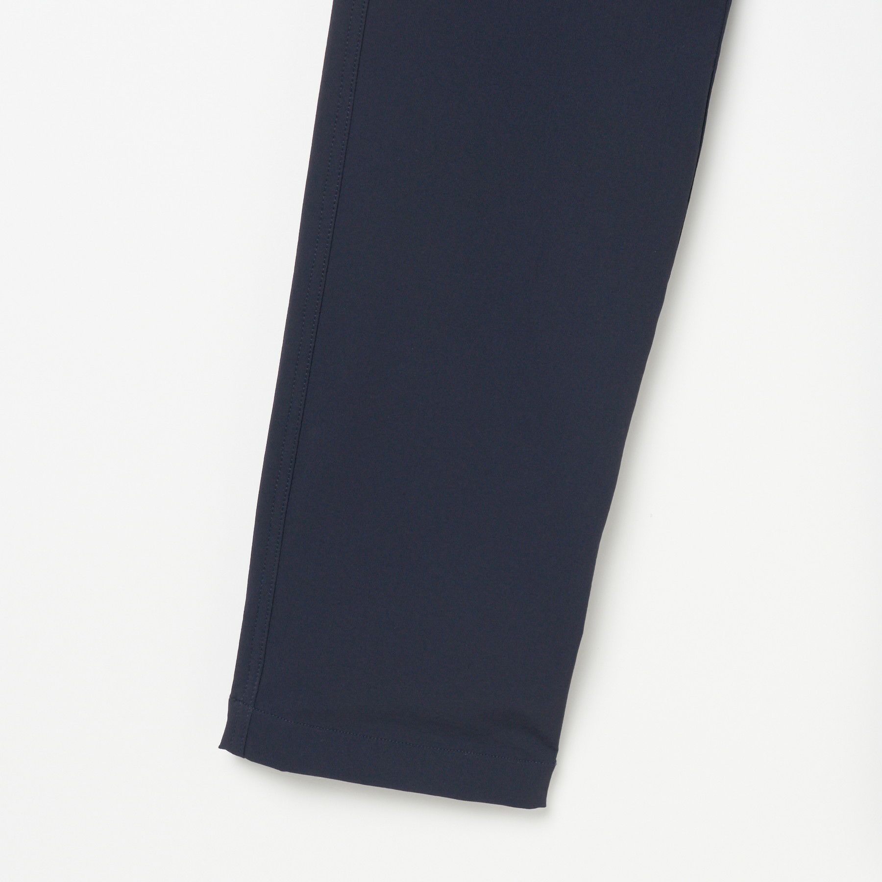 ロサーセンのロングパンツ