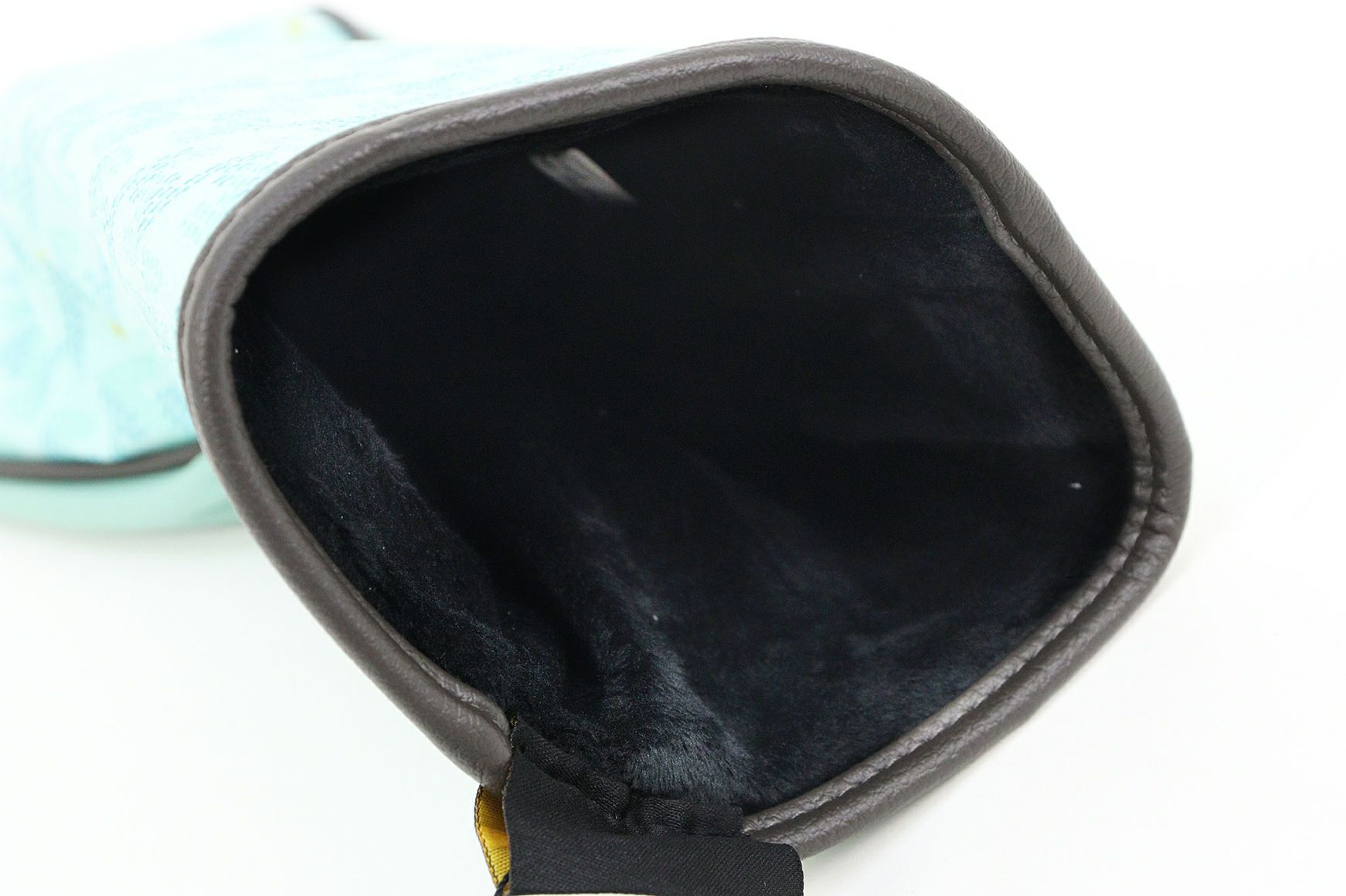 レザレクションのヘッドカバー