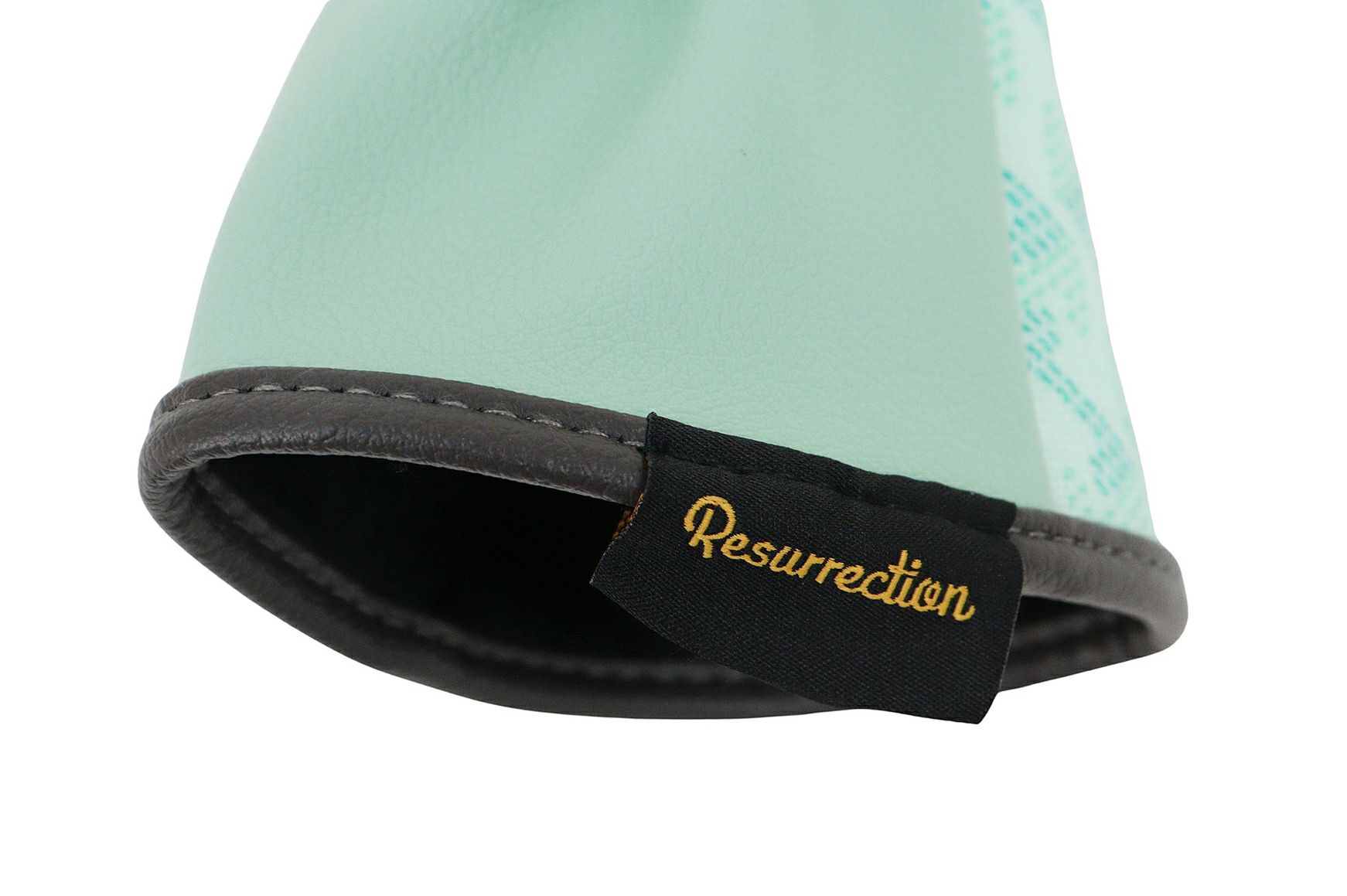 レザレクションのヘッドカバー