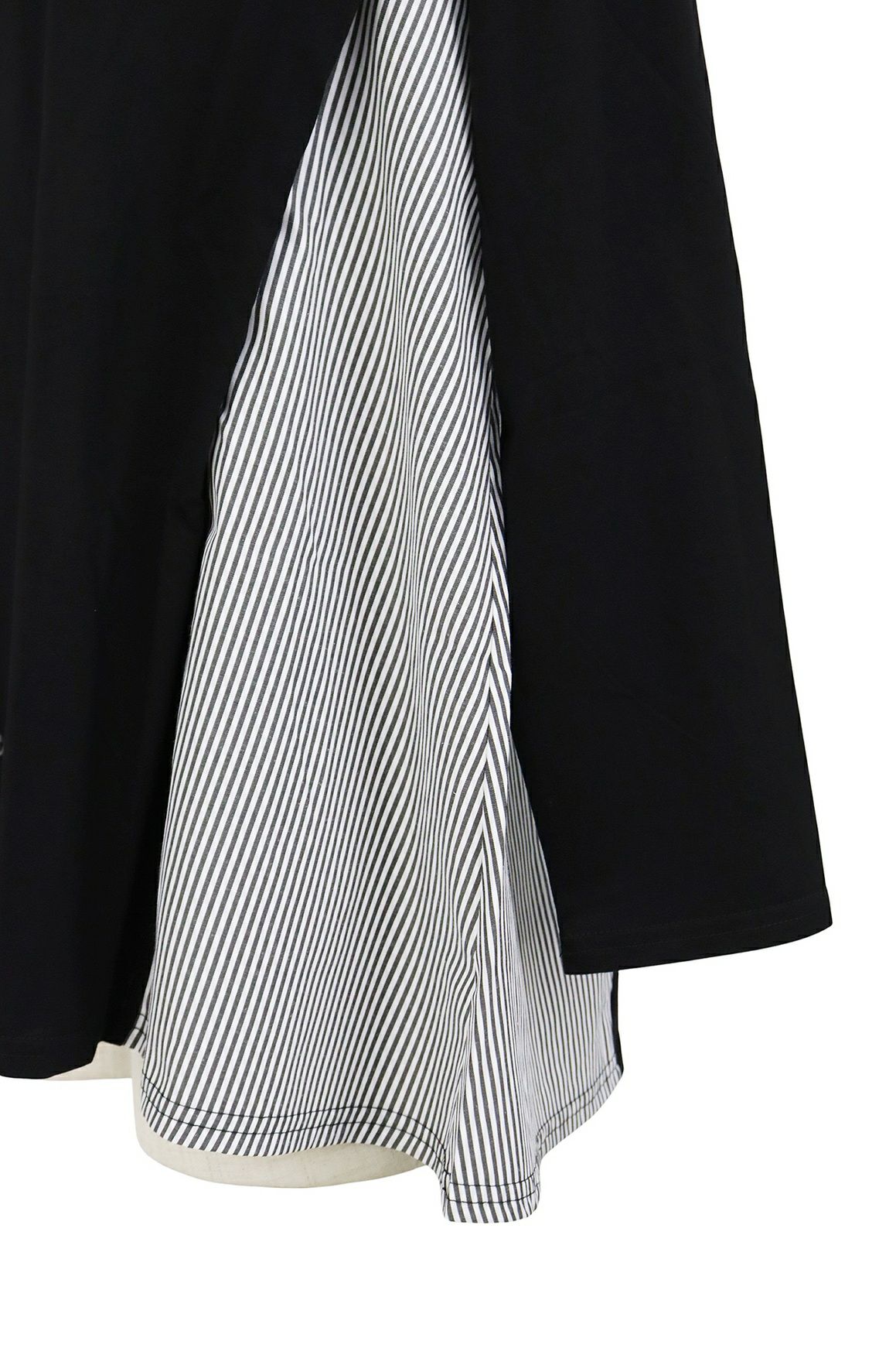 カステルバジャックのTシャツ