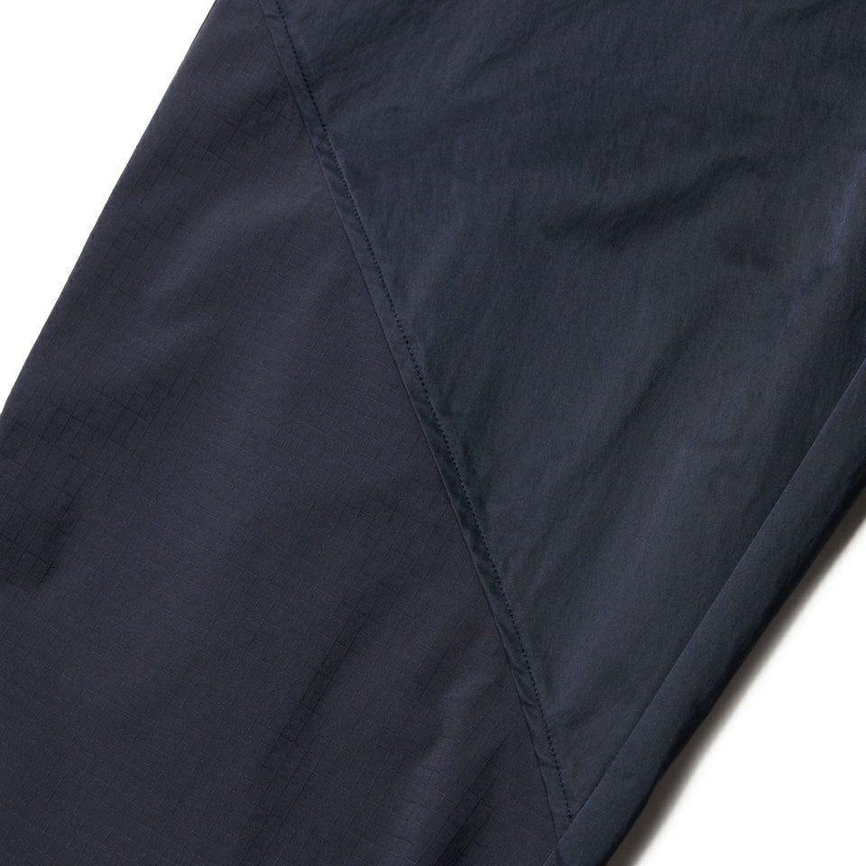 ニューエラゴルフのロングパンツ