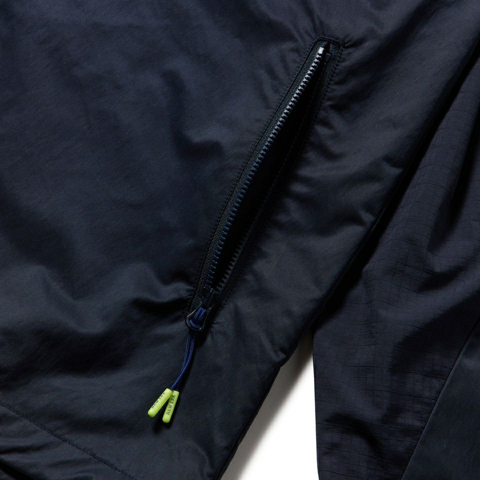 ニューエラゴルフのブルゾン