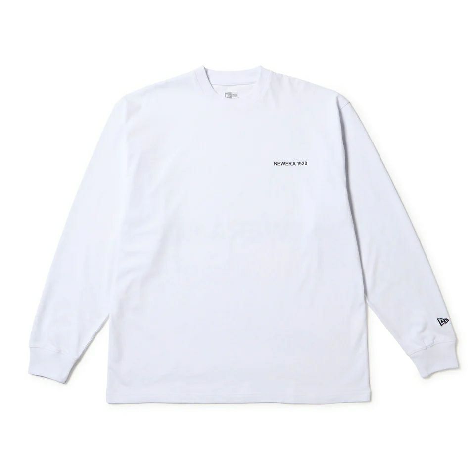 ニューエラのTシャツ