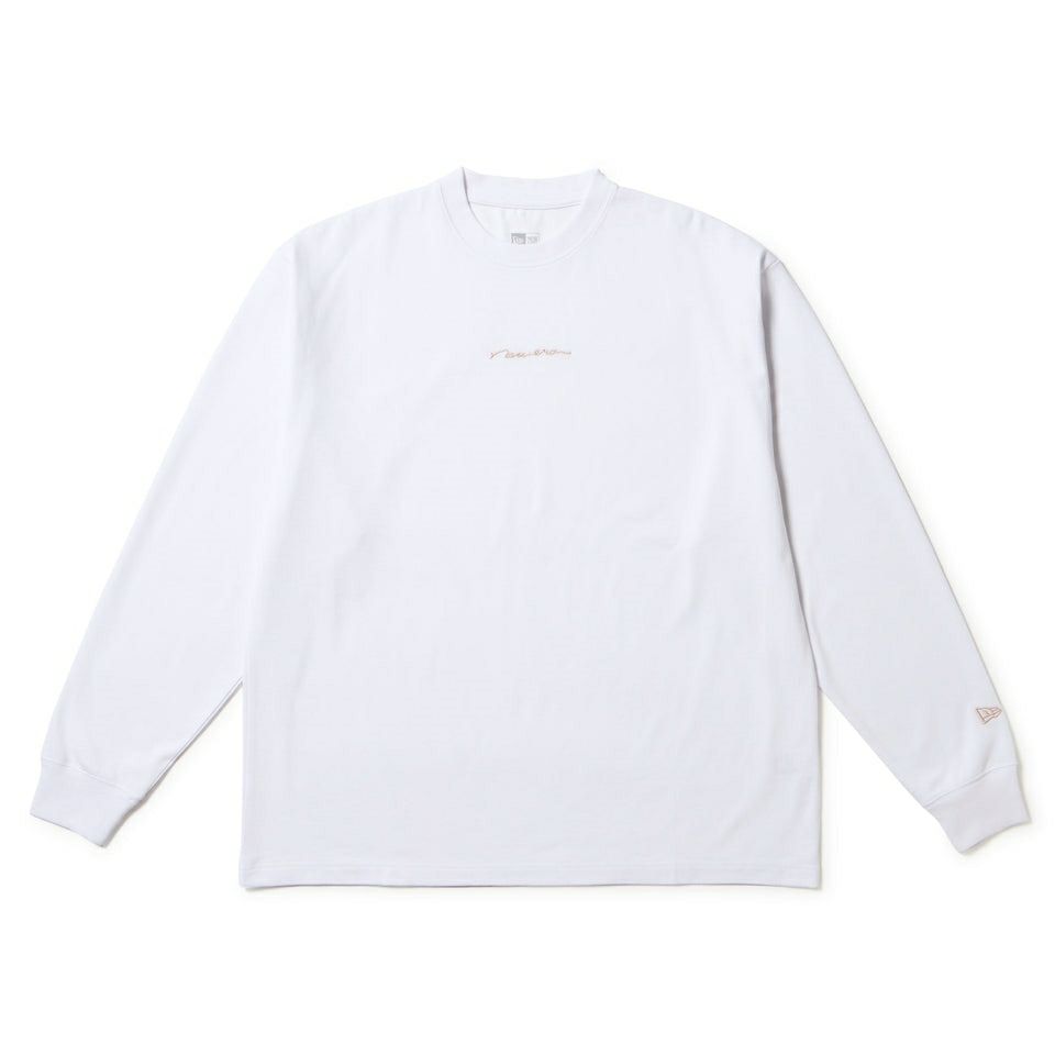 ニューエラのTシャツ