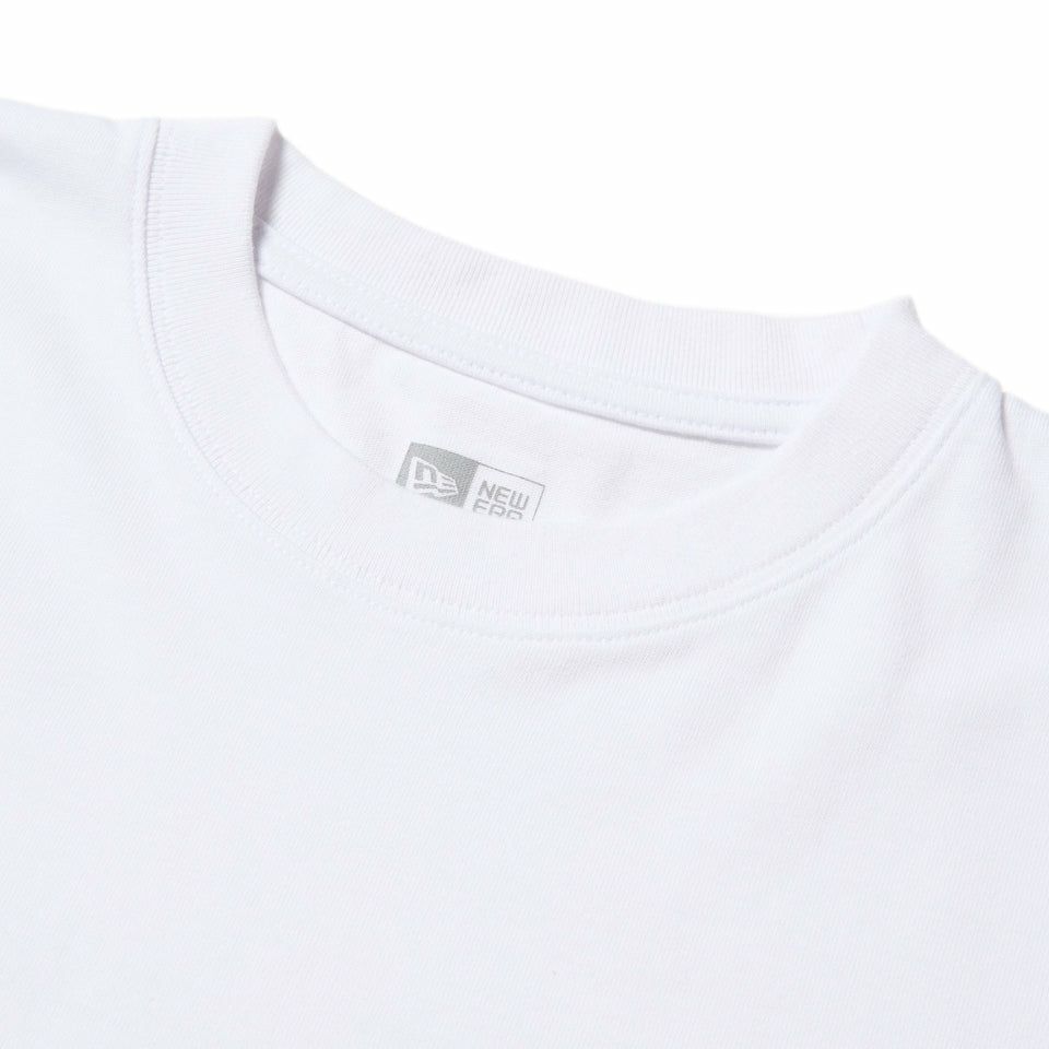 ニューエラのTシャツ