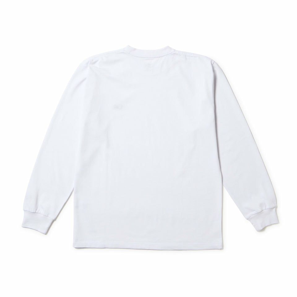 ニューエラのTシャツ