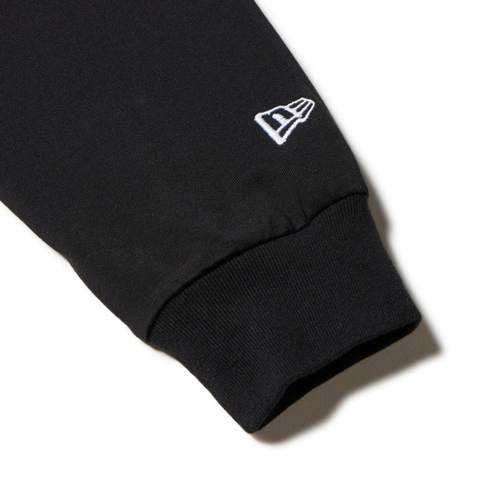 ニューエラのTシャツ