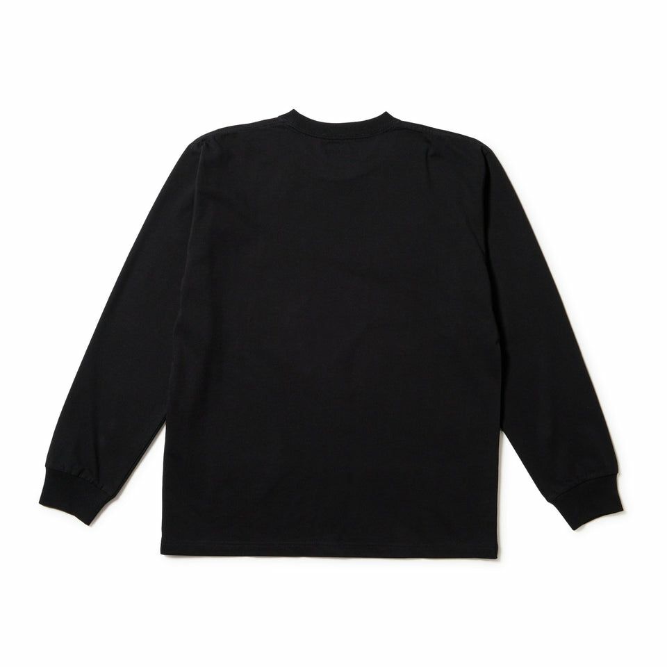 ニューエラのTシャツ