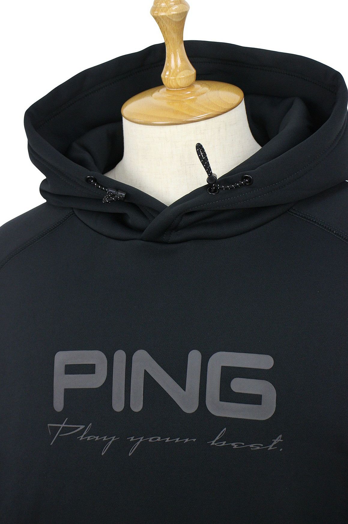 ピンのフード付きトレーナー