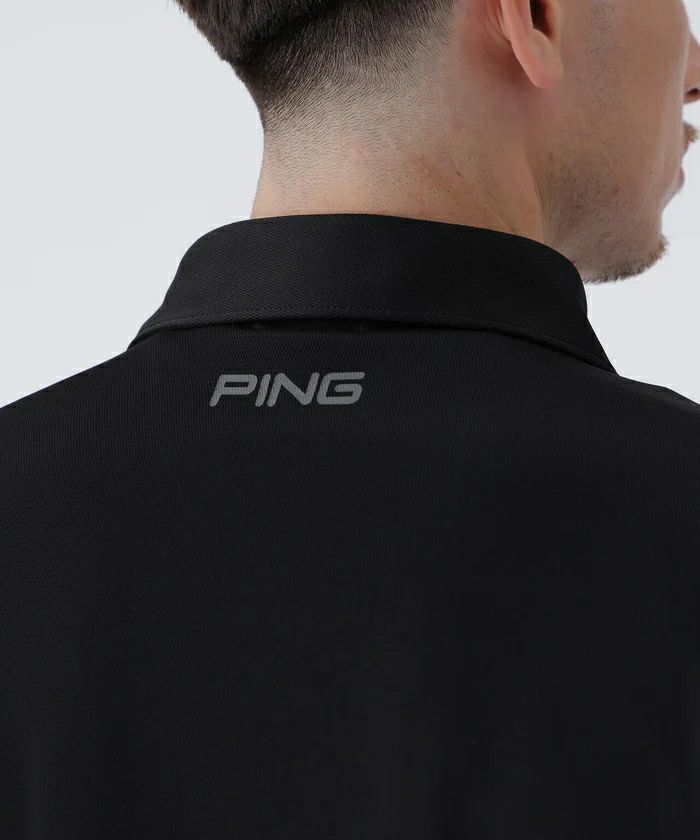 ピンのポロシャツ