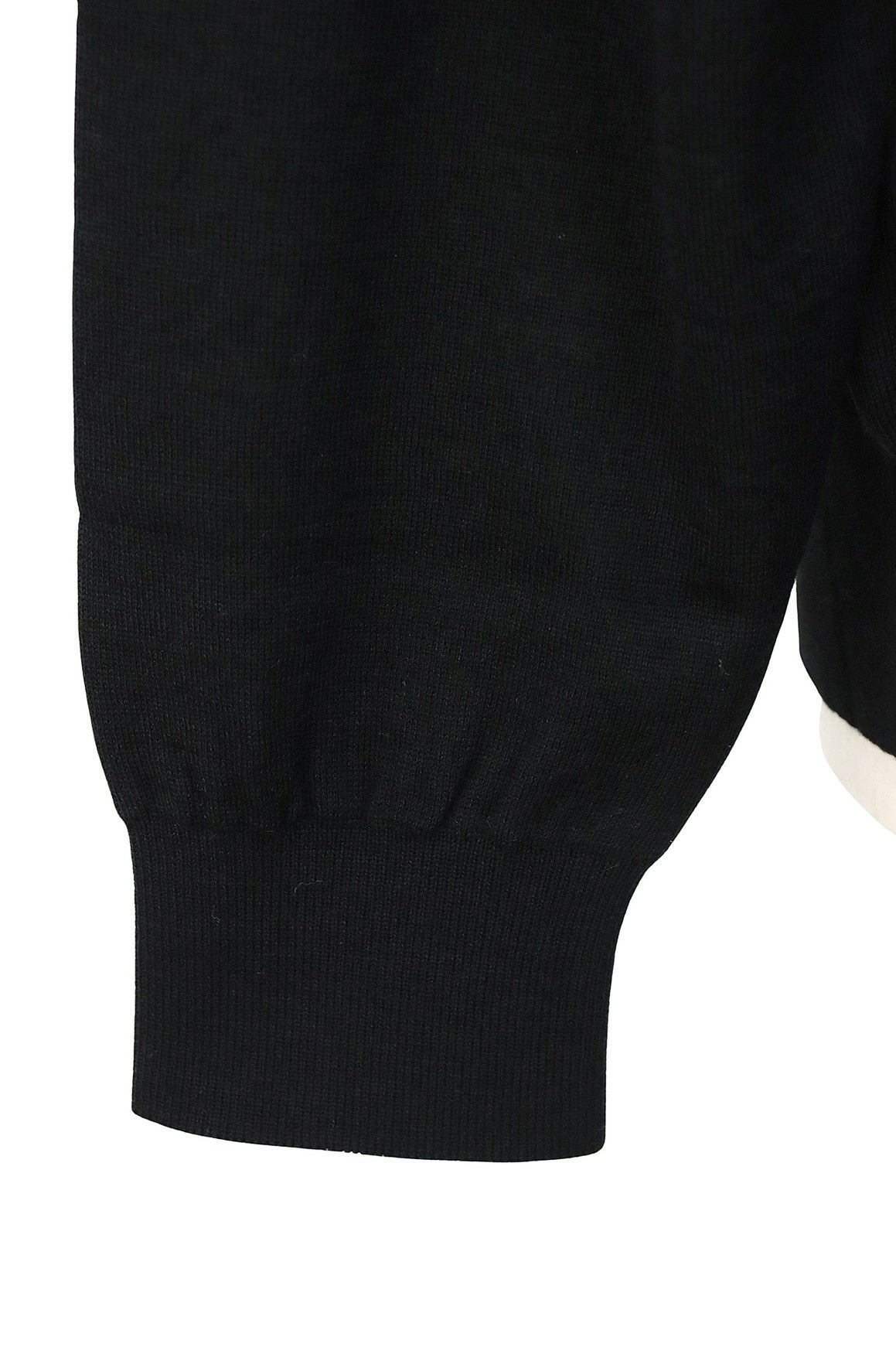 カステルバジャックのセーター