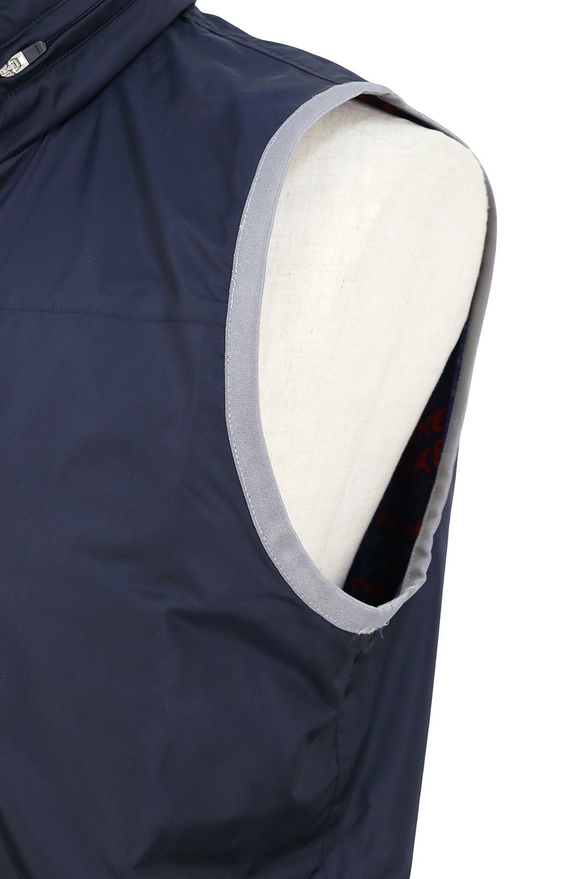 カステルバジャックスポーツのベスト