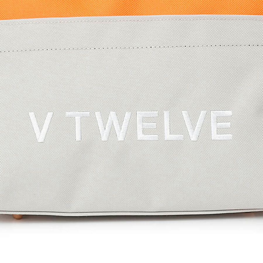 V12のカートバッグ