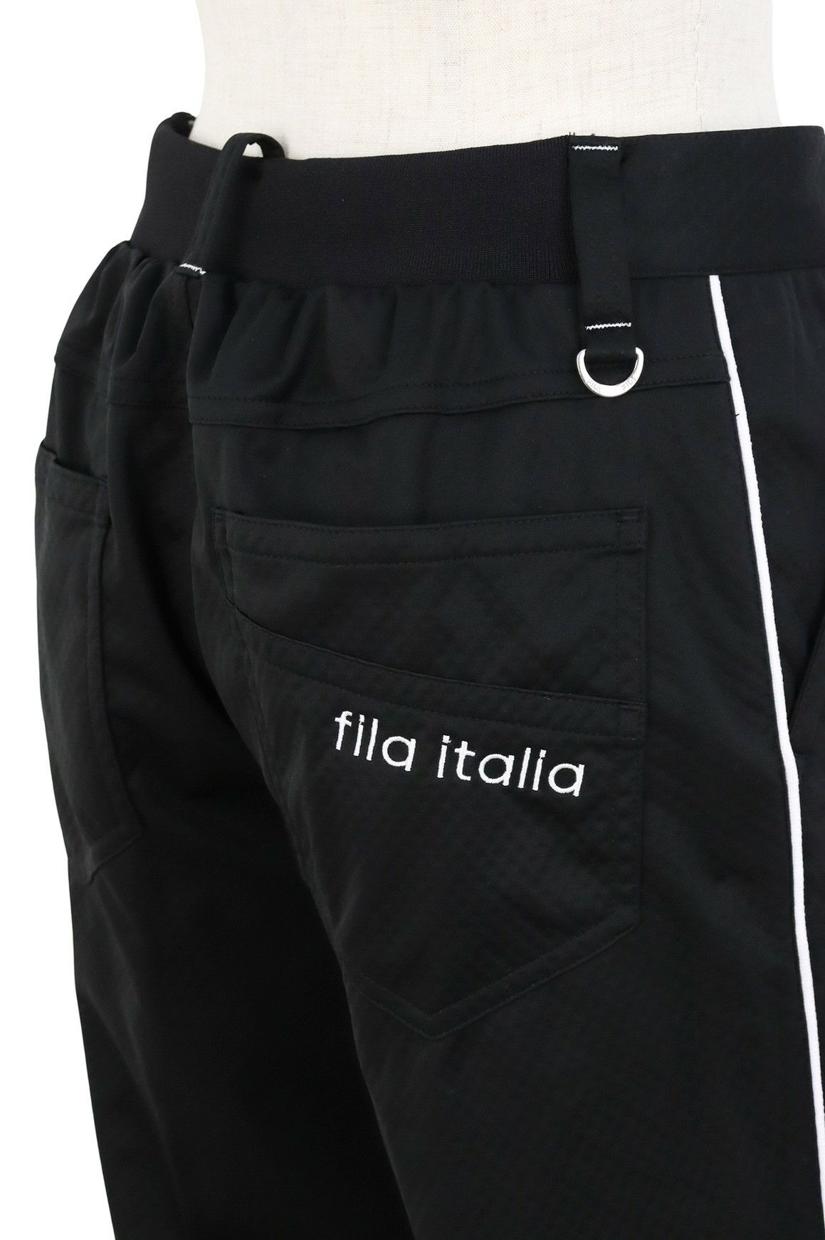 フィラのロングパンツ