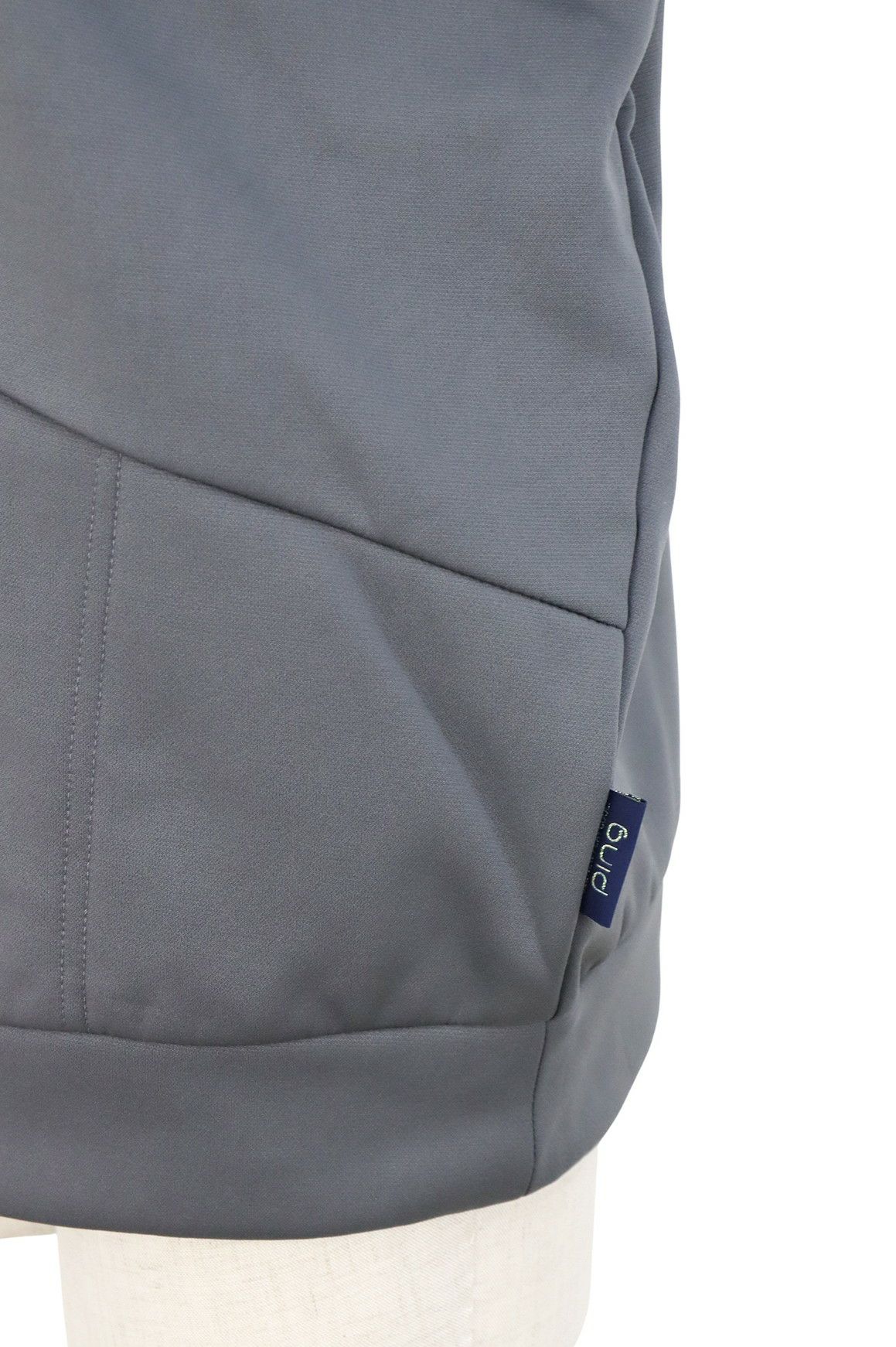 ピンのパーカー