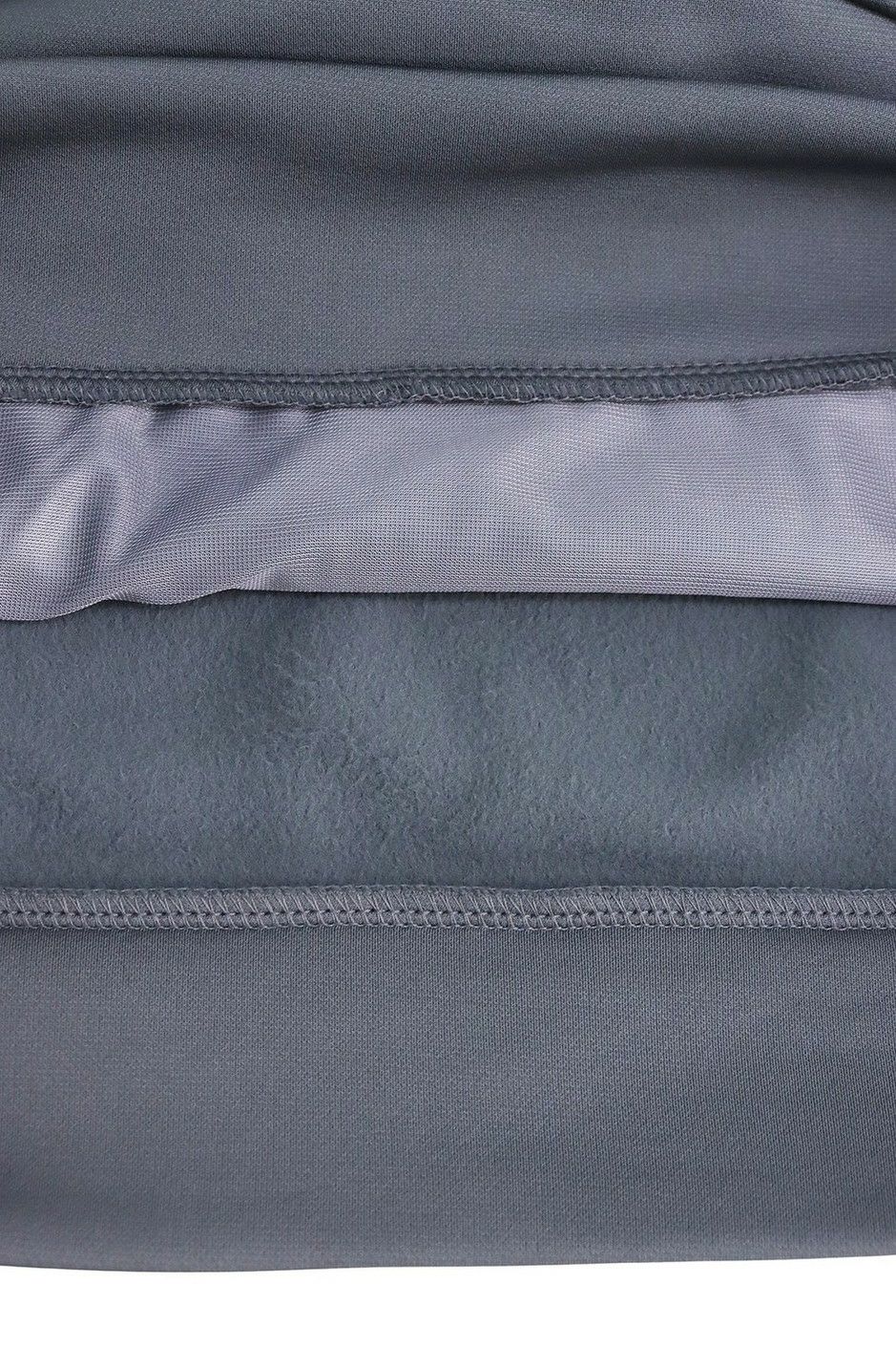 ピンのパーカー