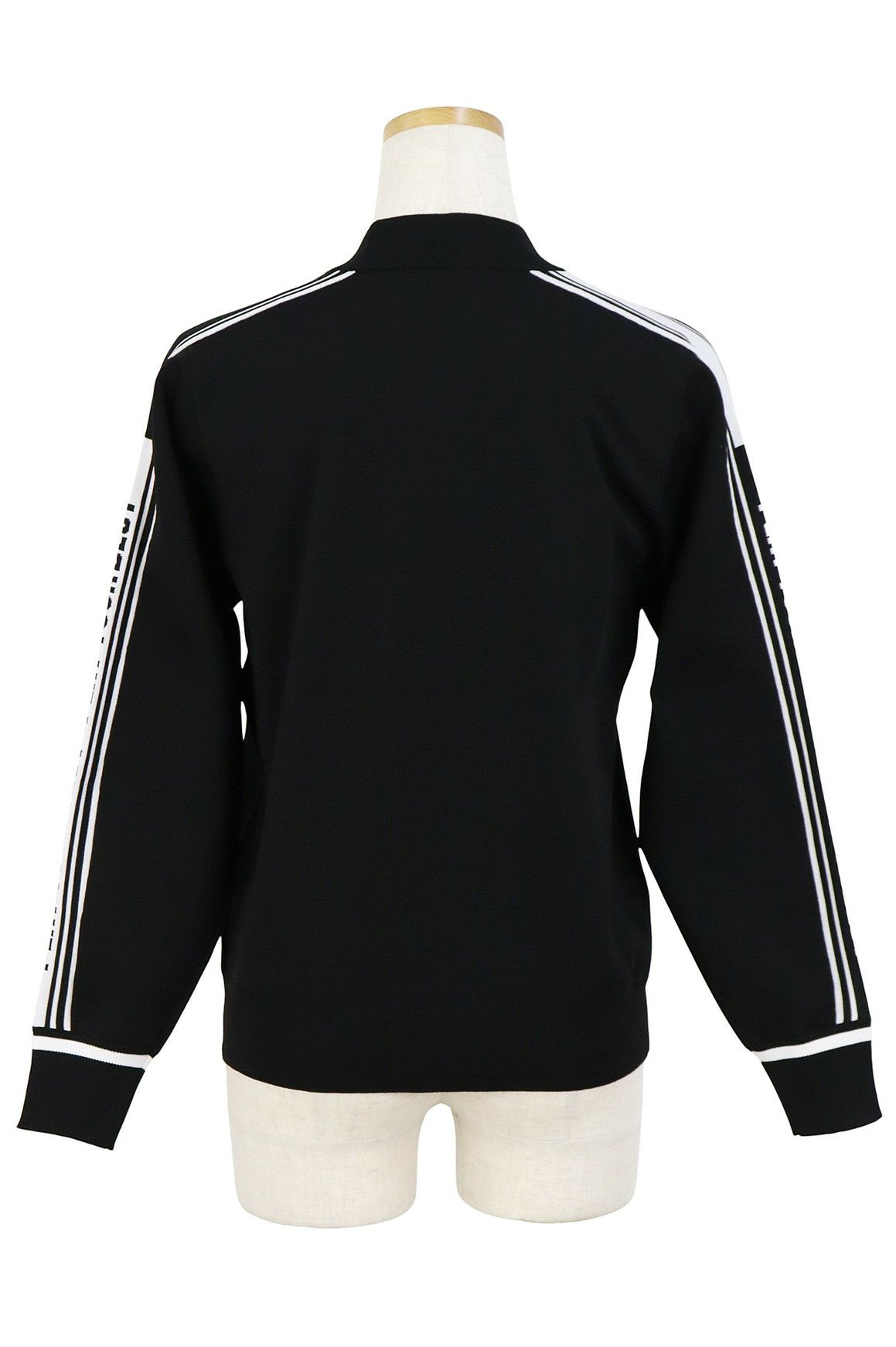 パーカーのセーター