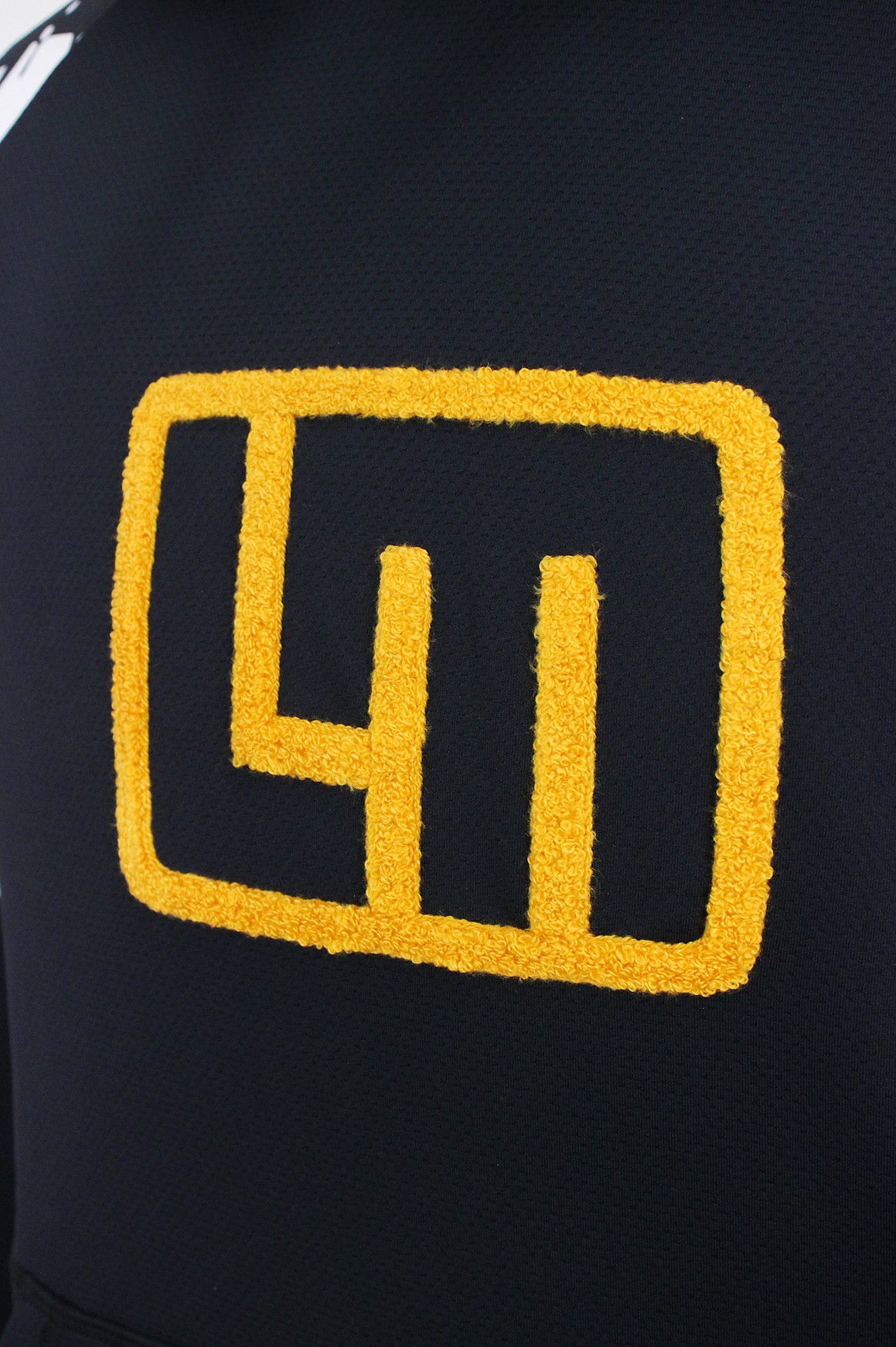 ラウドマウスゴルフのパーカー