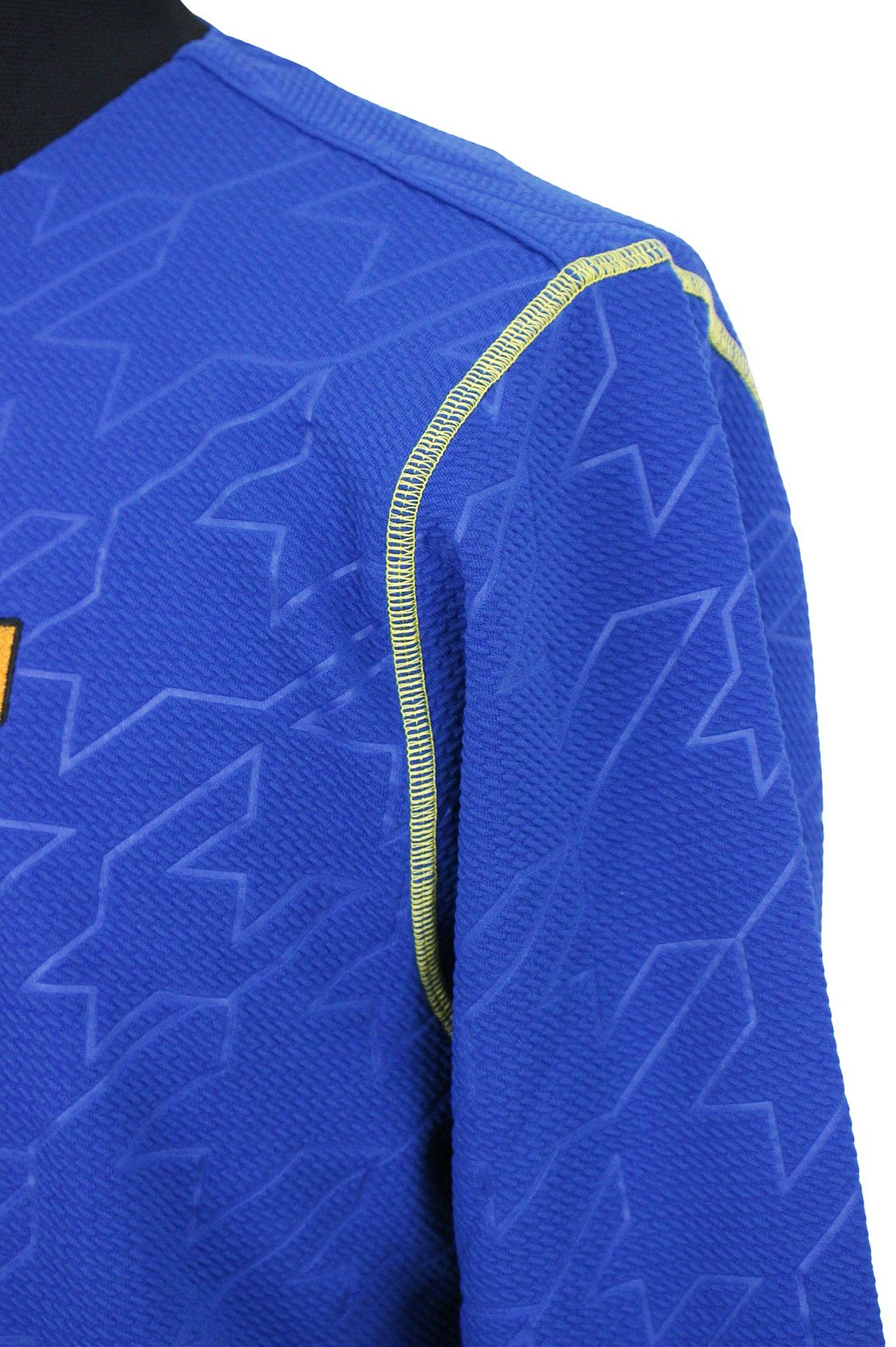 ラウドマウスゴルフのハイネックシャツ