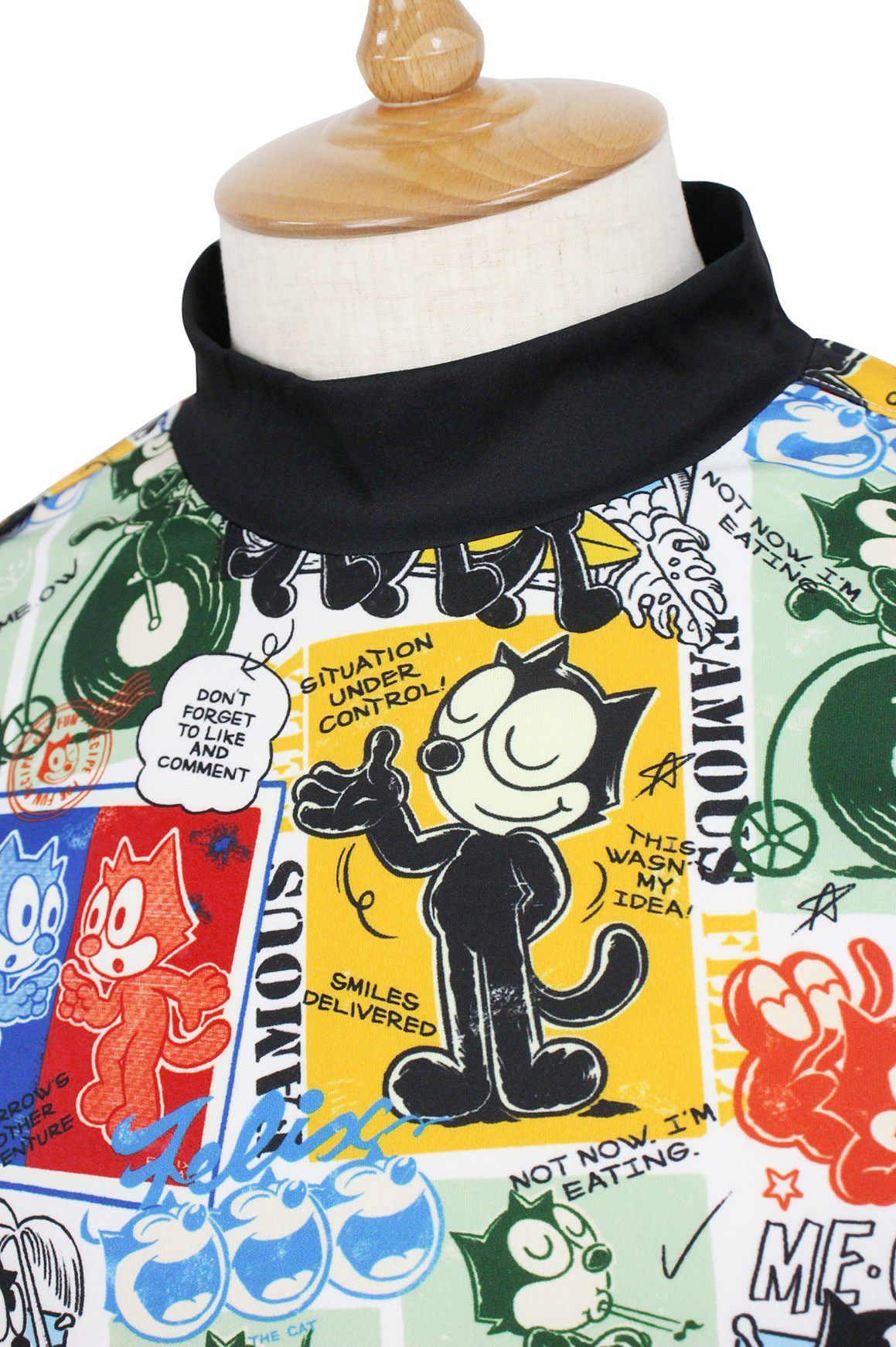 ラウドマウスゴルフのハイネックシャツ