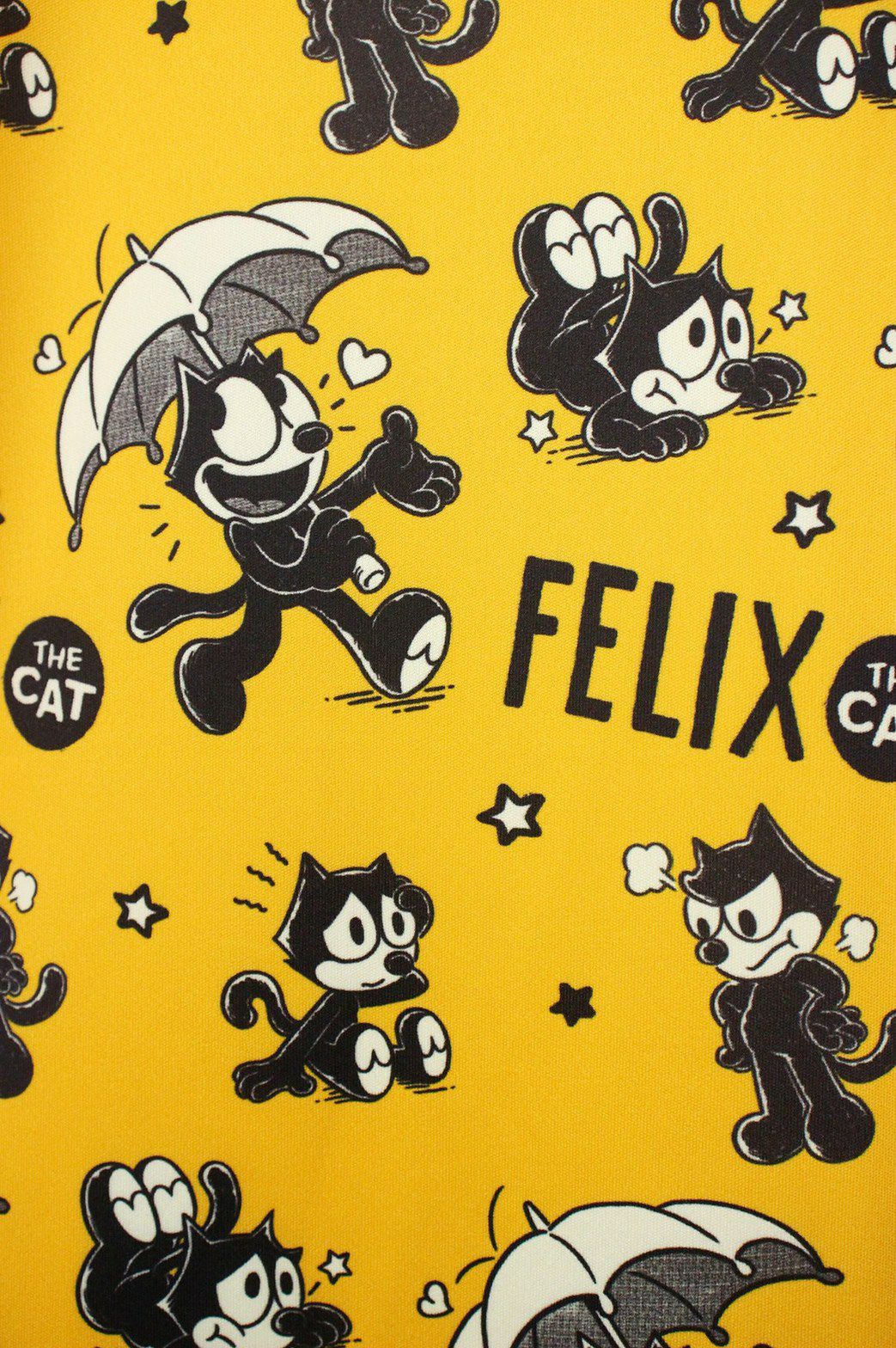 ラウドマウスゴルフのハイネックシャツ