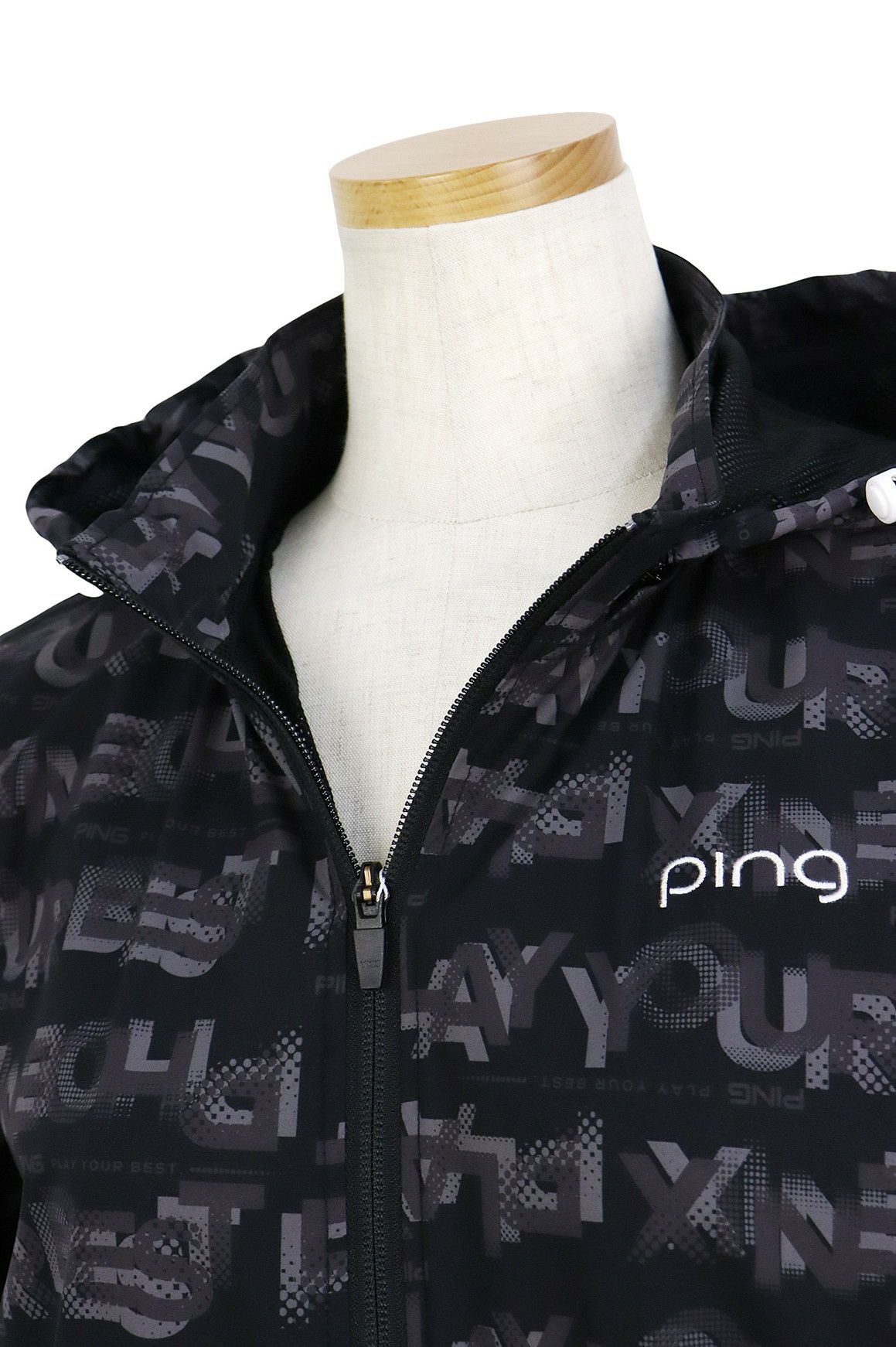 ピンのブルゾン