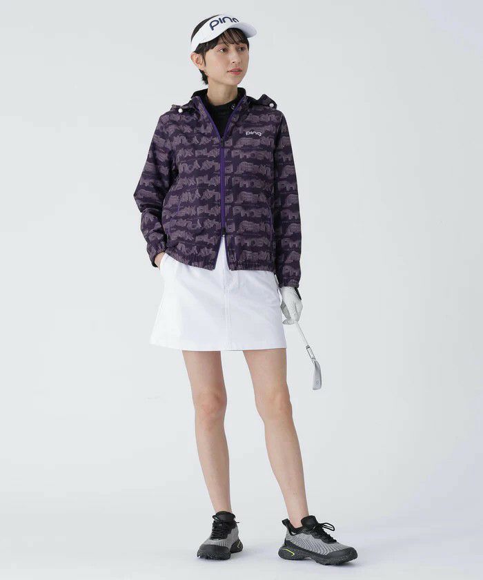 ピンのブルゾン