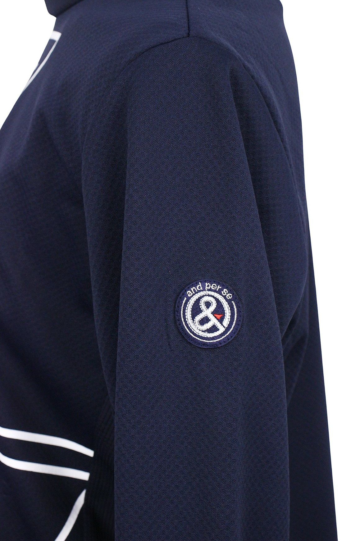 アンパスィのハイネックシャツ