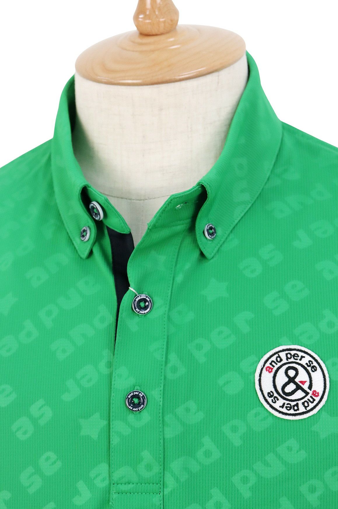 アンパスィのポロシャツ