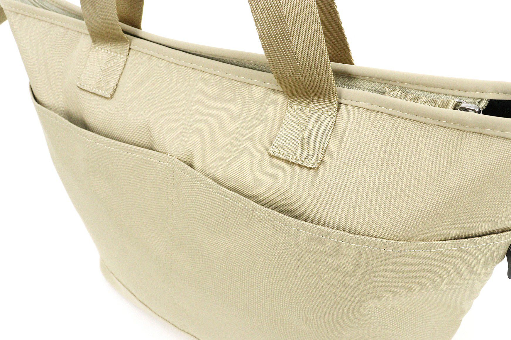 ニューバランスゴルフのトートバッグ