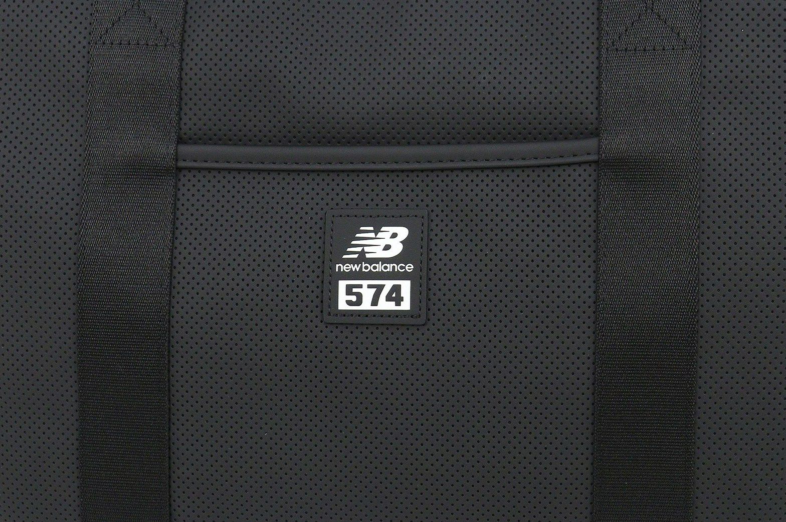 ニューバランスゴルフのトートバッグ