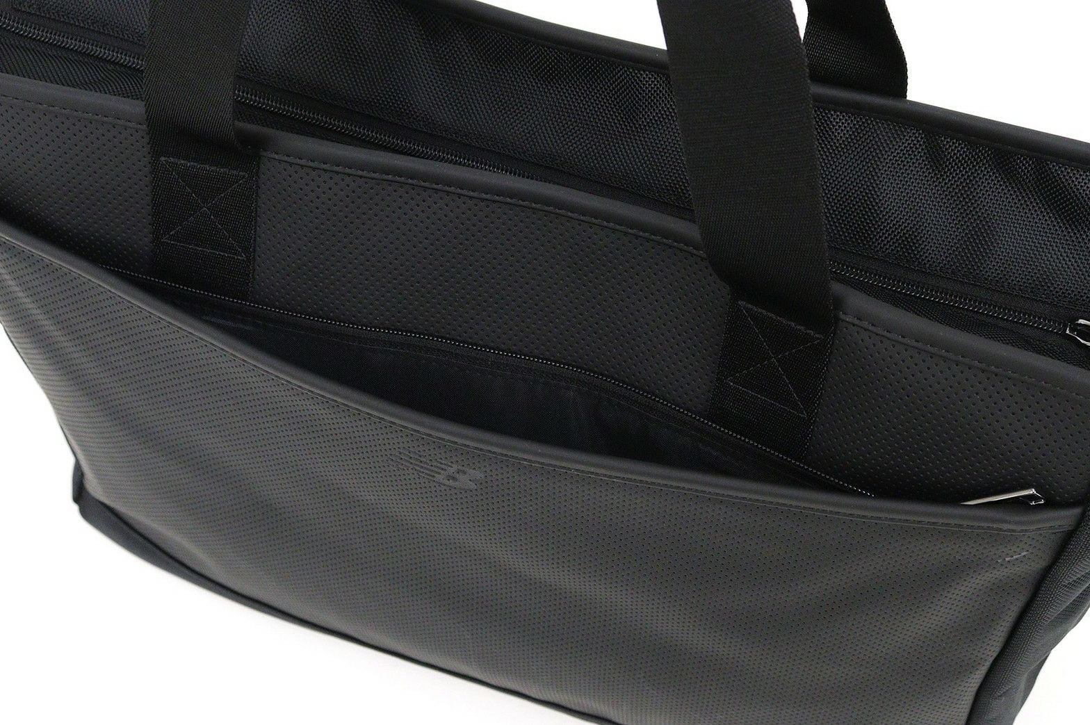 ニューバランスゴルフのトートバッグ