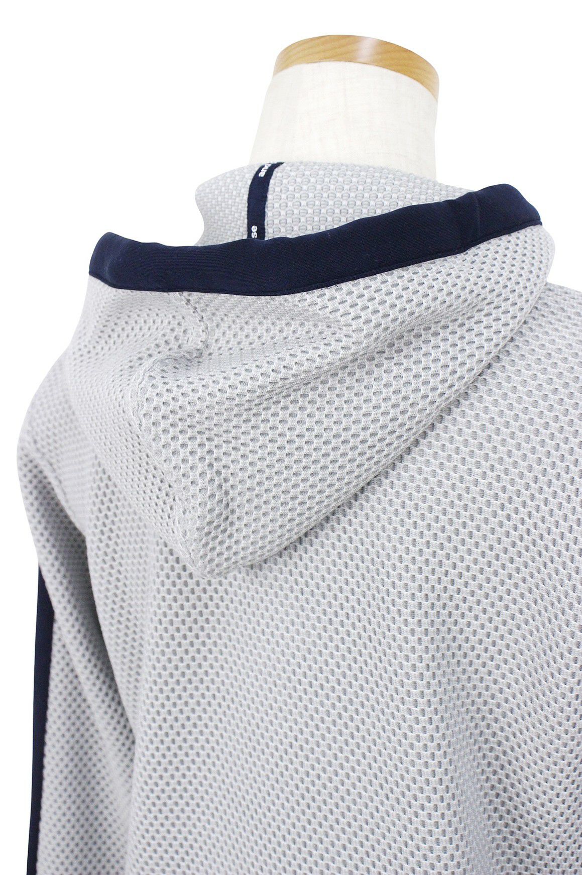 アンパスィのパーカー