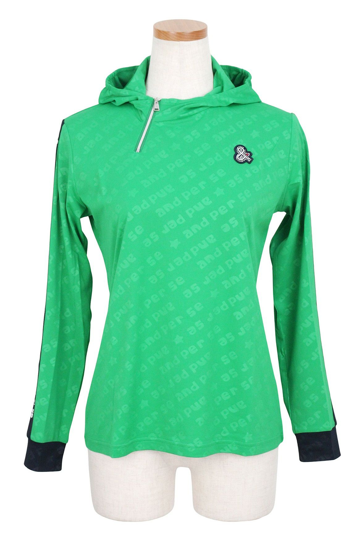 アンパスィのハイネックシャツ