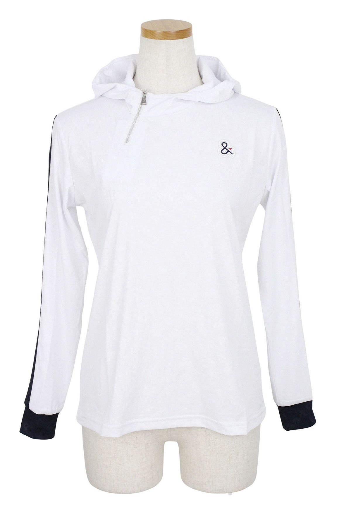 アンパスィのハイネックシャツ