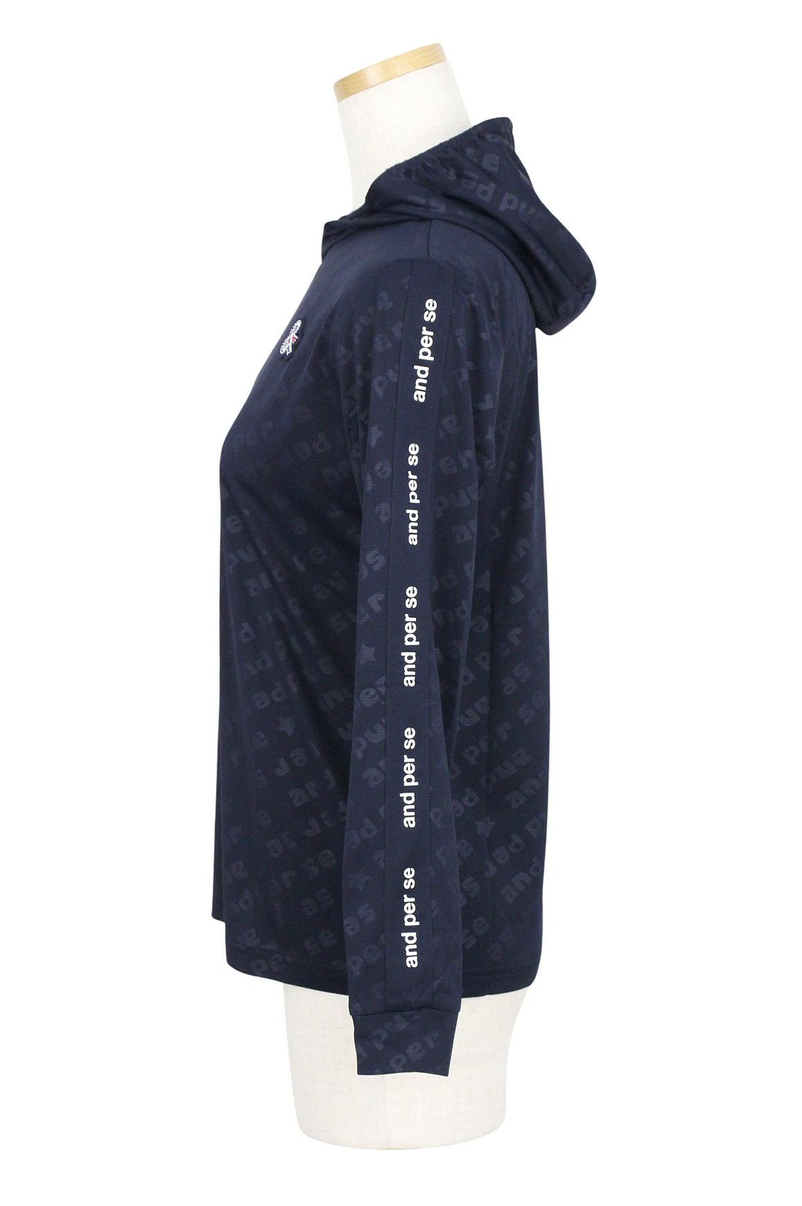 アンパスィのハイネックシャツ