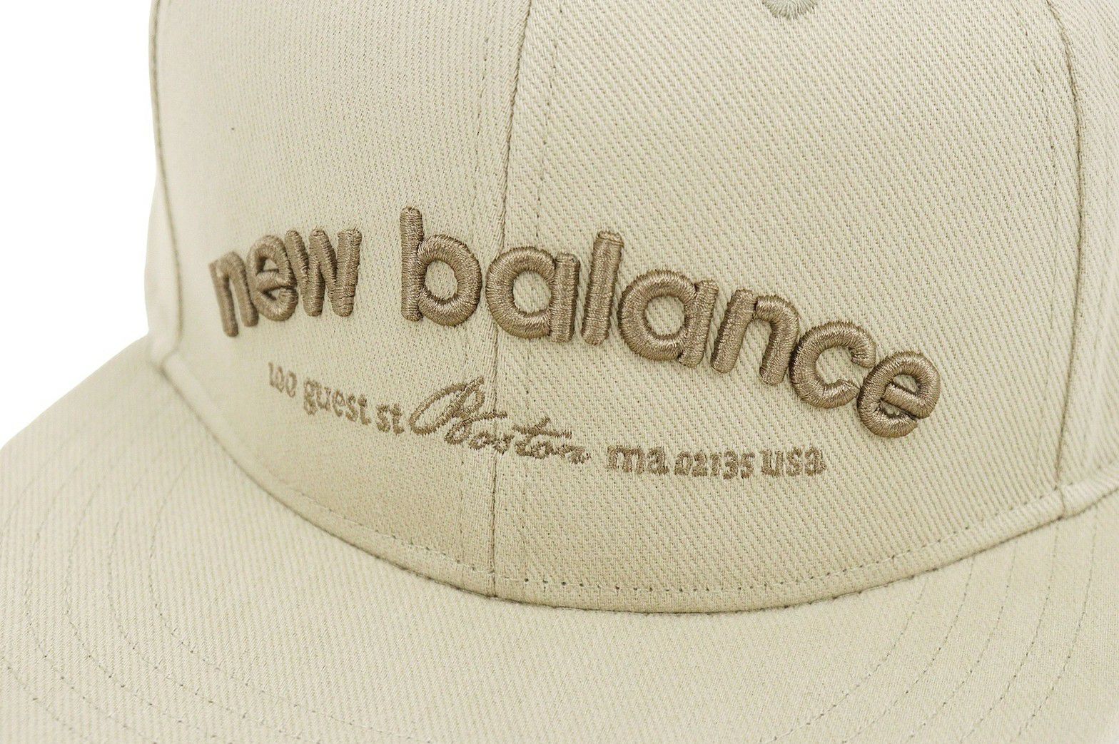 ニューバランスゴルフのキャップ