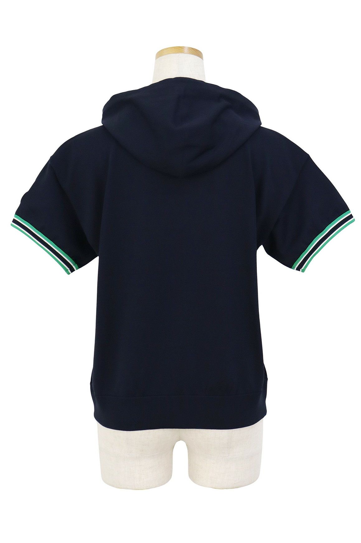 アンパスィのセーター