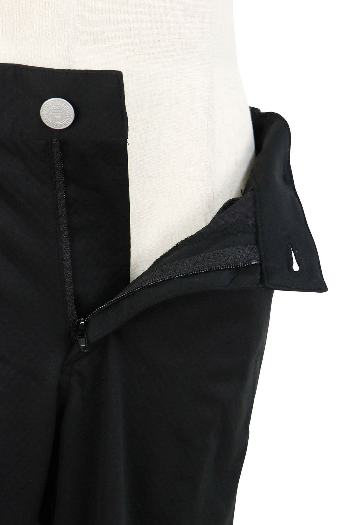 フィラゴルフのパンツ