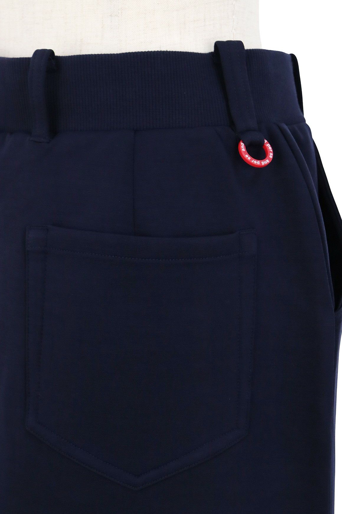 アンパスィのスカート