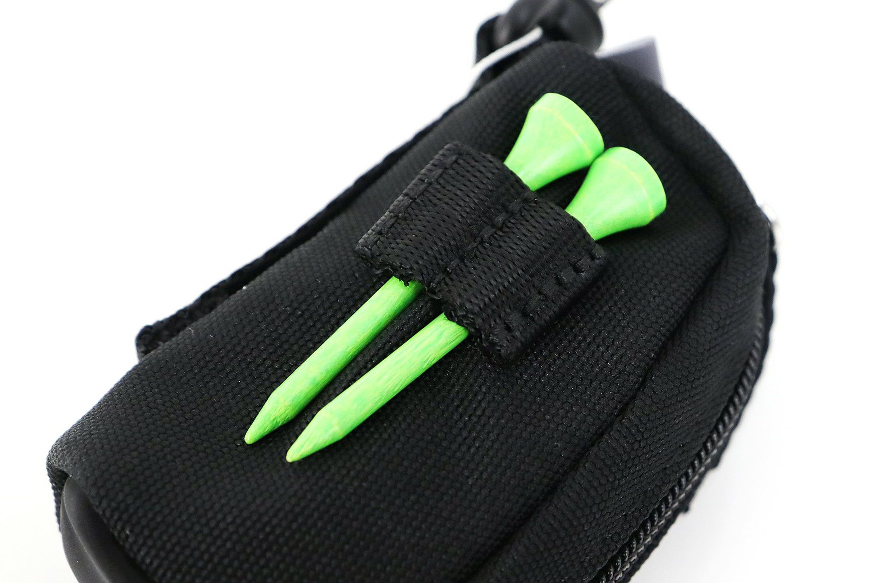 ニューバランスゴルフのボールケース