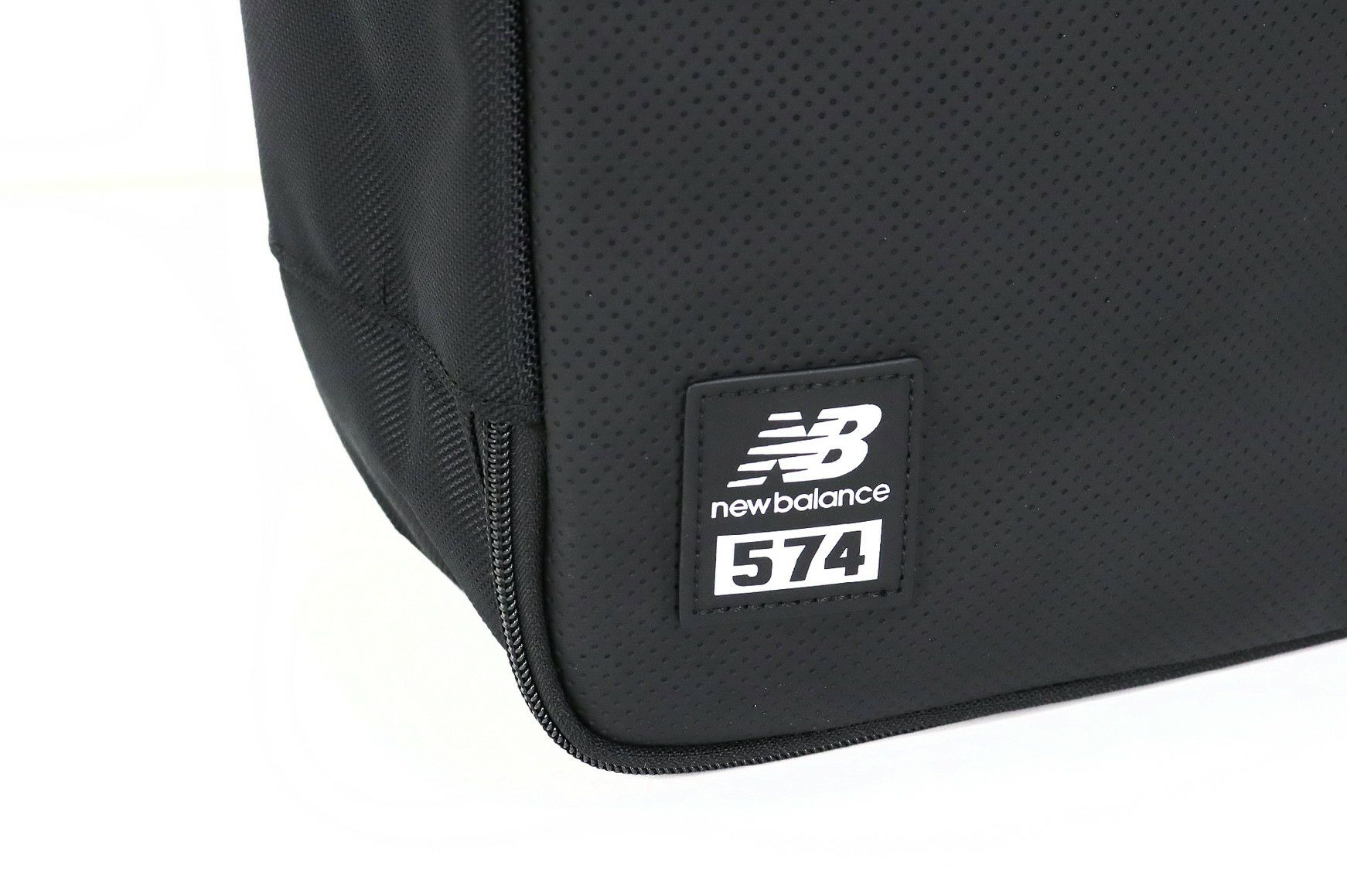 ニューバランスゴルフのシューズケース