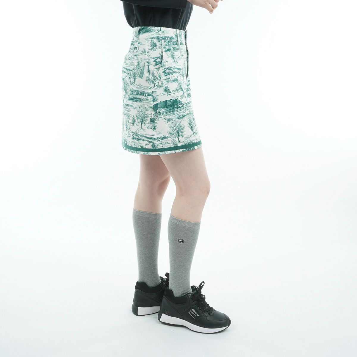 アドミラルゴルフのスカート