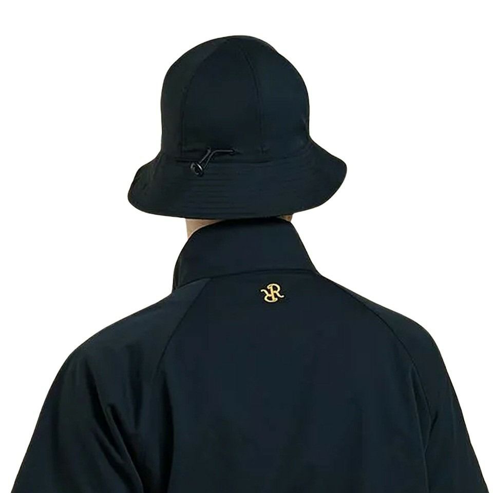 レザレクションのハット