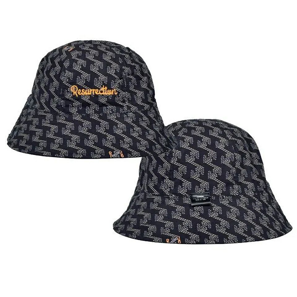 レザレクションのハット