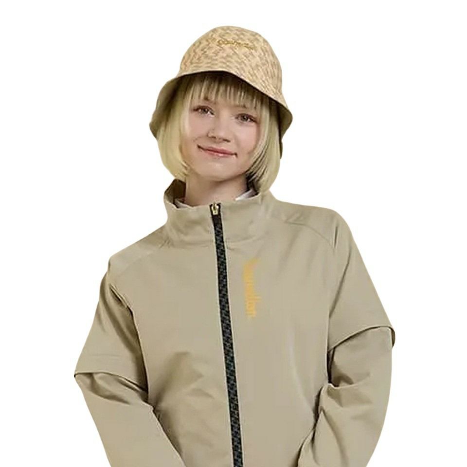 レザレクションのハット