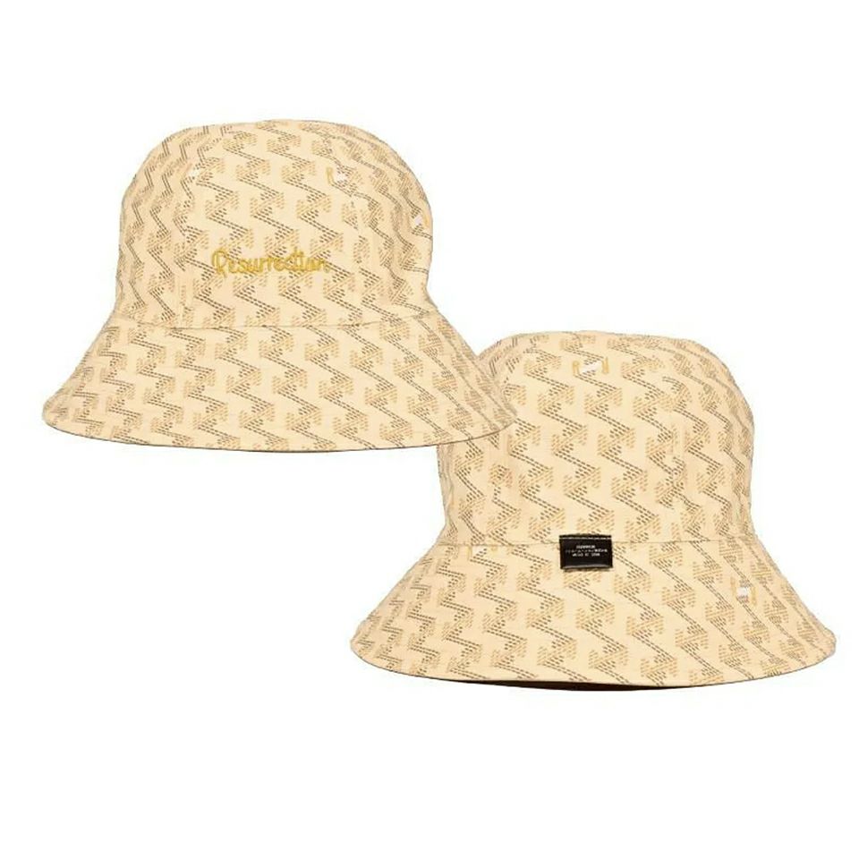 レザレクションのハット